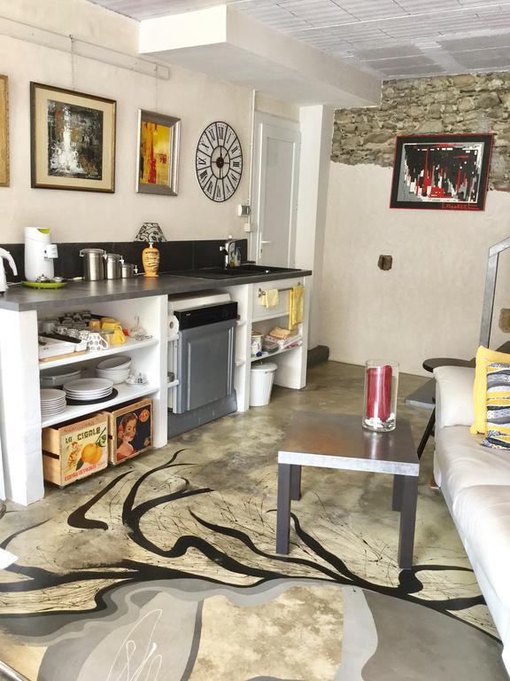 Loft Atypique Bed & Breakfast Villeneuve-de-Rivière Dış mekan fotoğraf